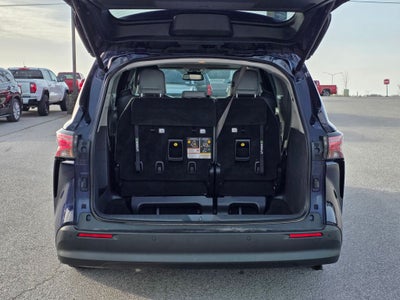 2022 Toyota Sienna XLE 7 Passenger