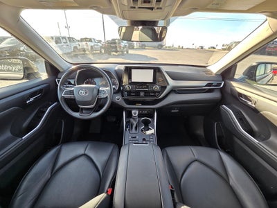 2024 Toyota Highlander XLE