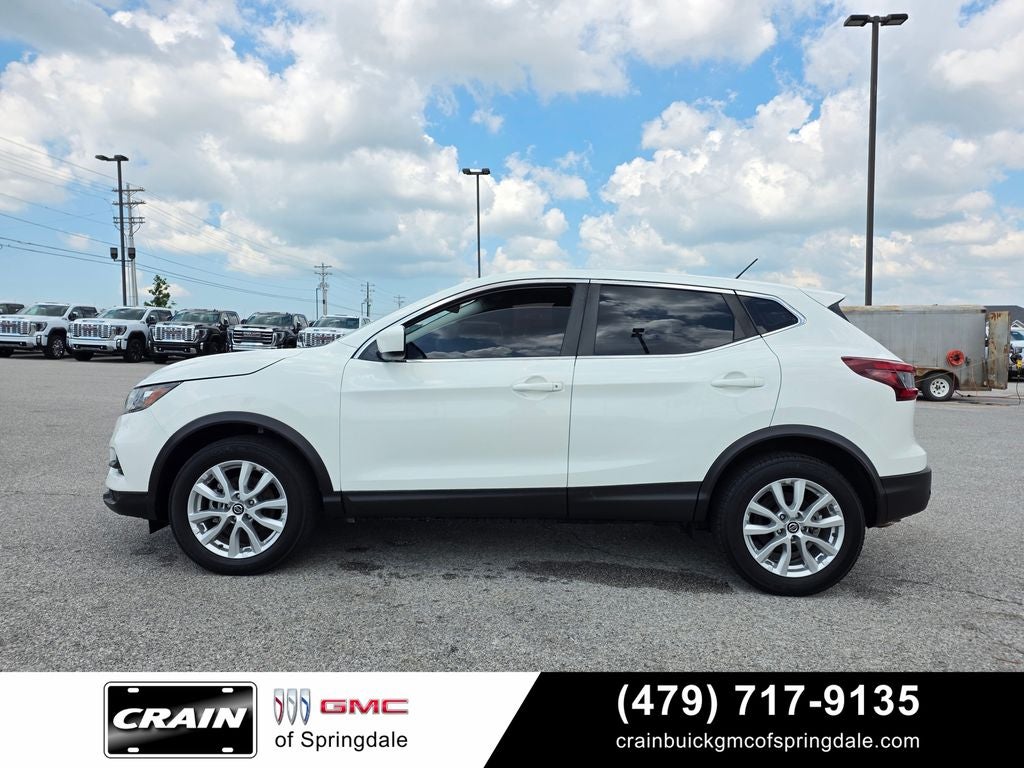 2022 Nissan Rogue Sport S