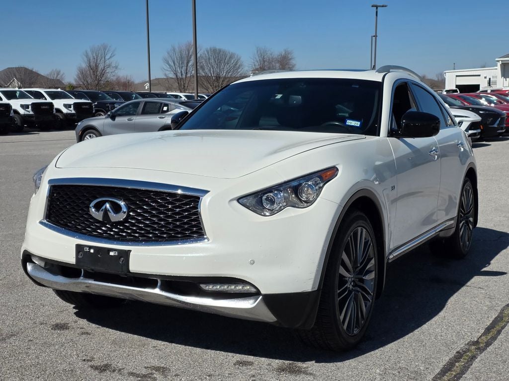 2017 INFINITI QX70 Base