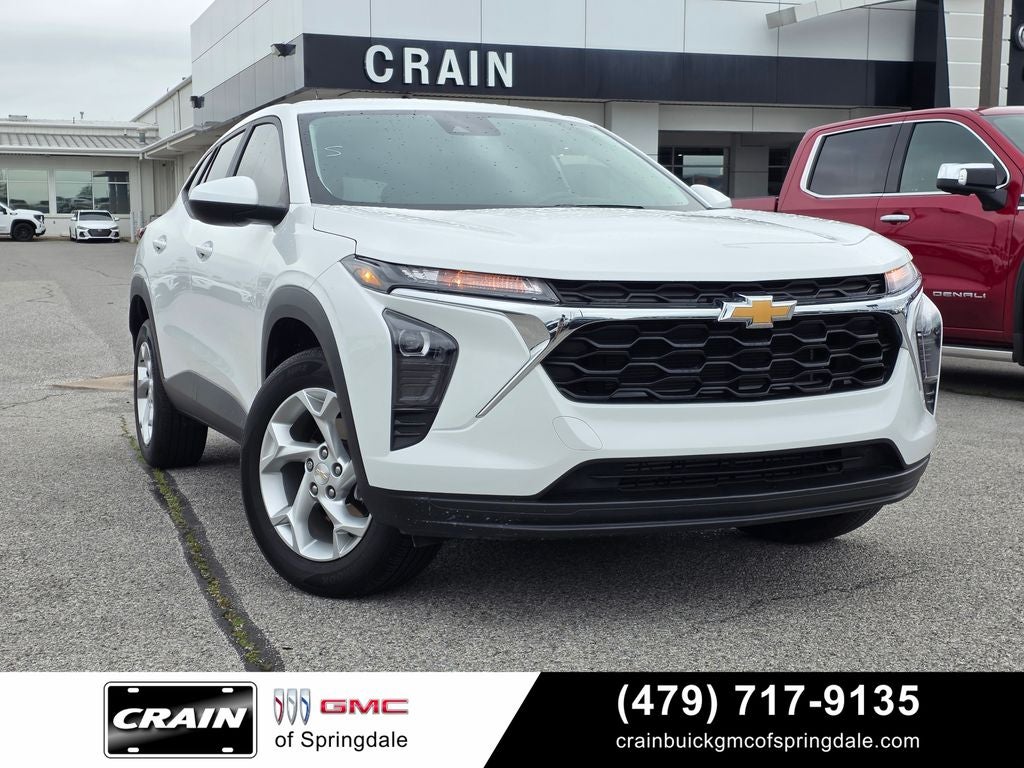 2025 Chevrolet Trax LS