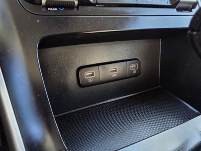 2022 Kia Carnival LXS