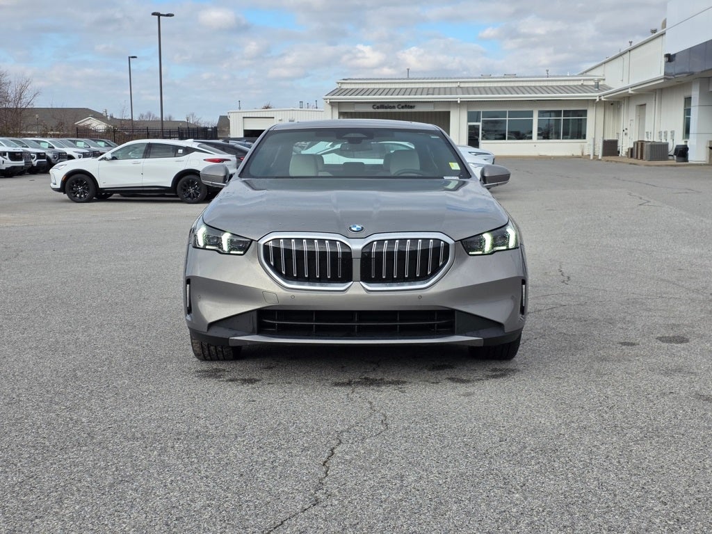 2024 BMW 5 Series 530i