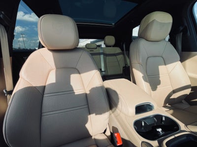 2023 Porsche Cayenne Platinum Edition