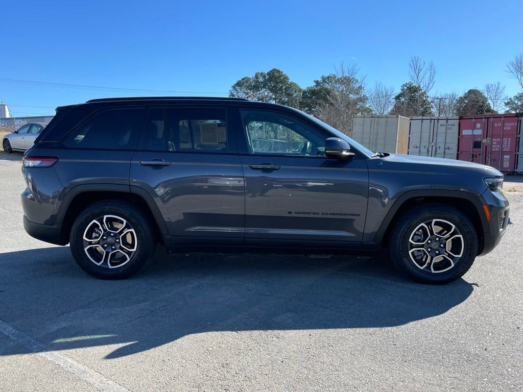 2022 Jeep Grand Cherokee 4xe Trailhawk