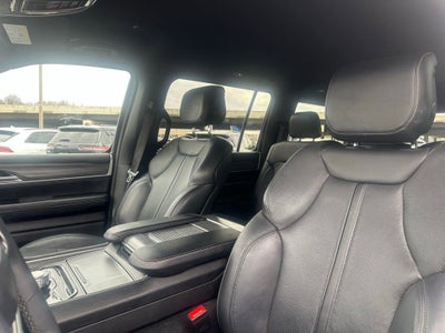 2023 Jeep Wagoneer Series III