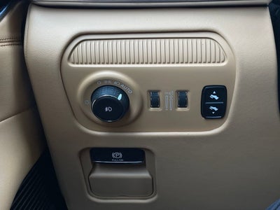2025 Jeep Grand Wagoneer Series III
