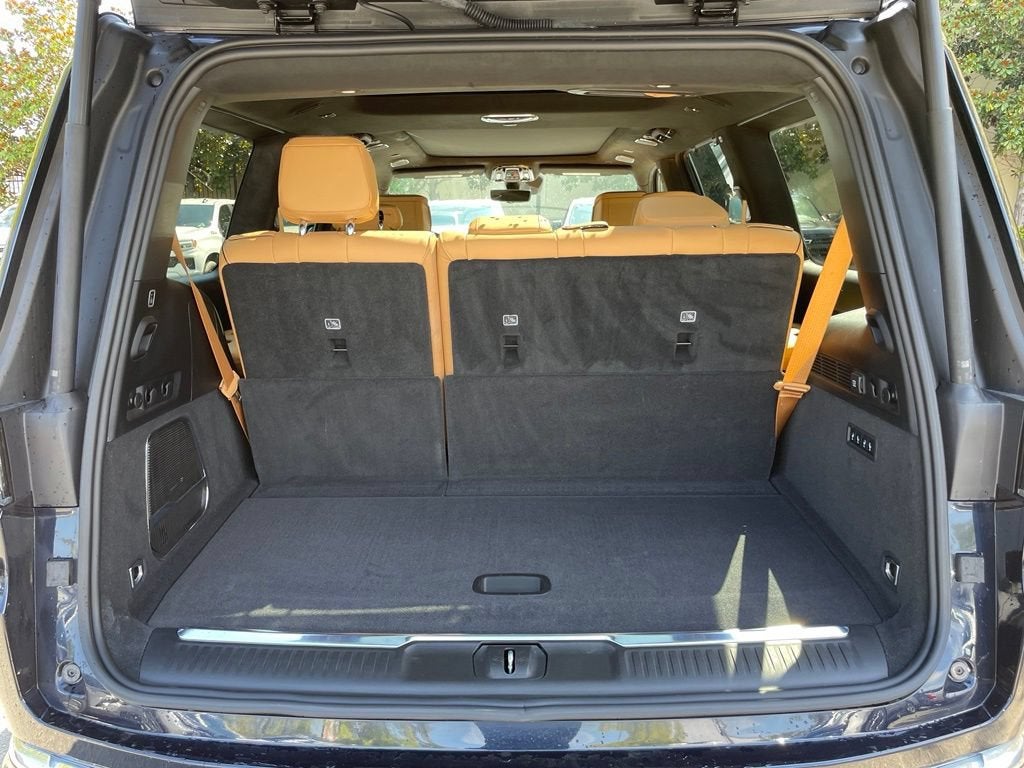 2025 Jeep Grand Wagoneer Series III