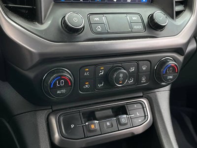 2022 GMC Acadia AT4