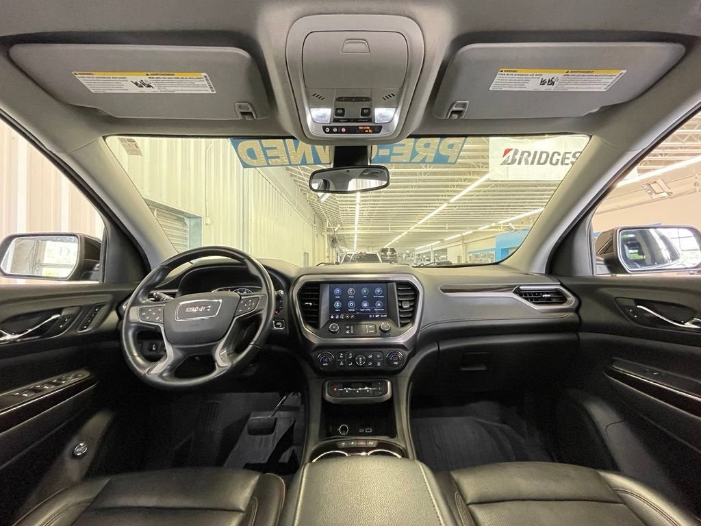 2022 GMC Acadia AT4