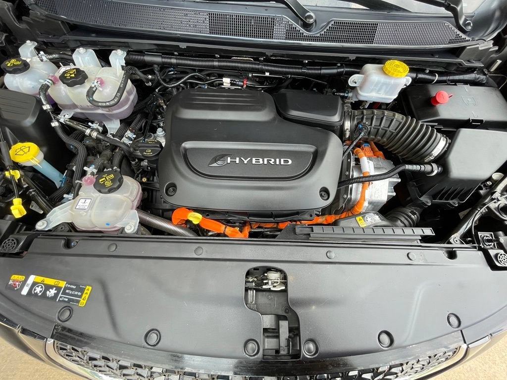 2023 Chrysler Pacifica Hybrid Touring L