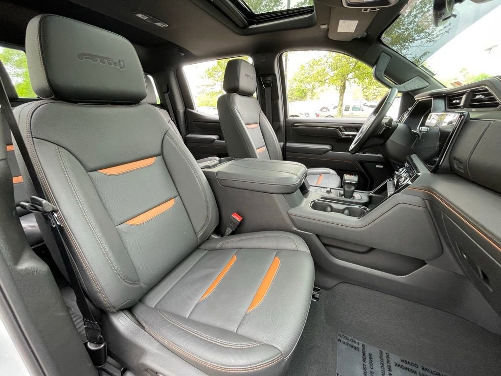 2025 GMC Sierra 1500 AT4