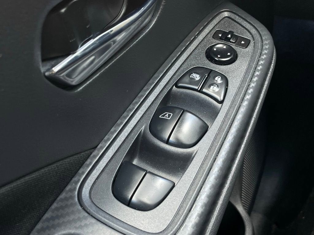 2022 Nissan Versa SV