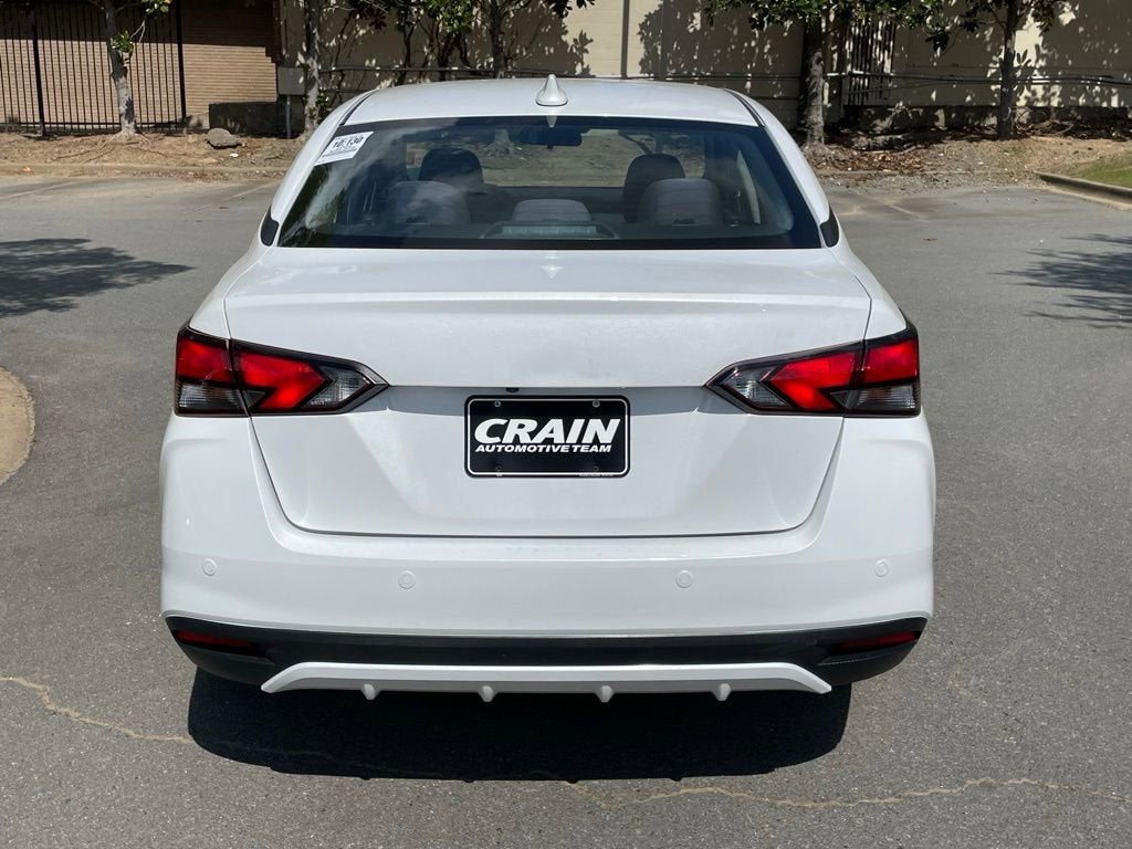 2022 Nissan Versa SV