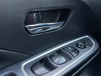 2020 Nissan Versa SR
