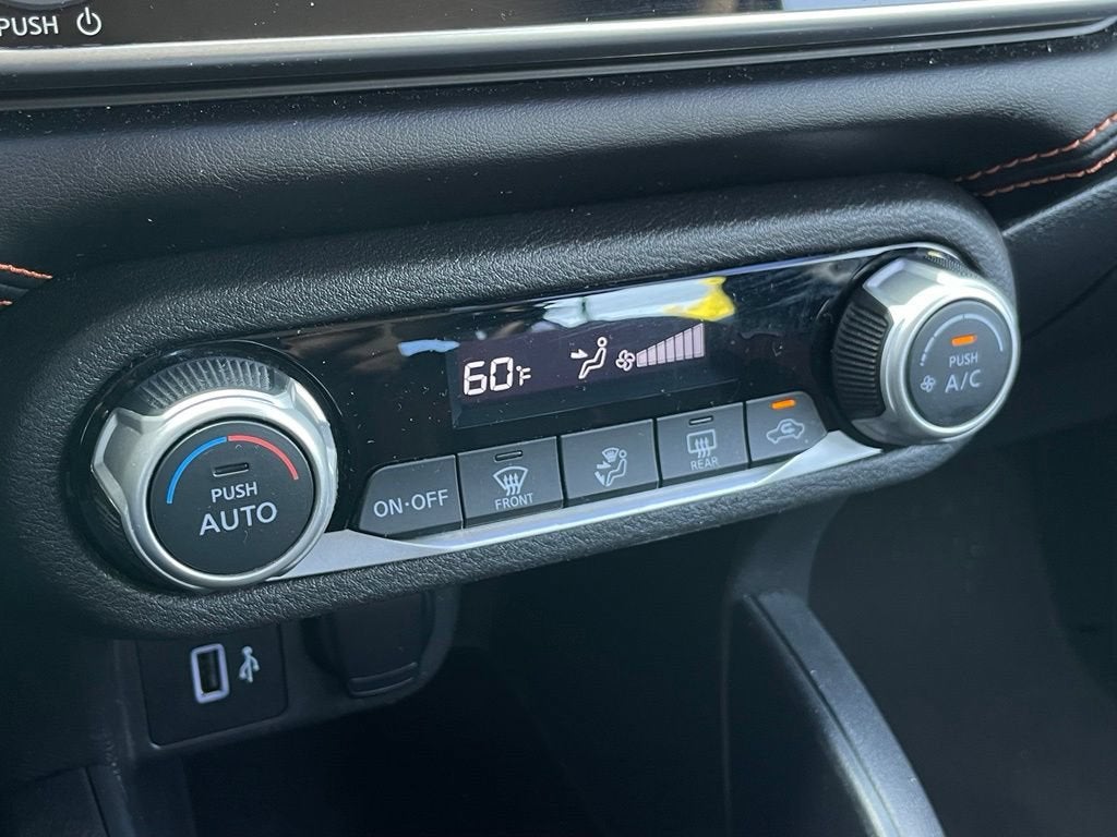 2020 Nissan Versa SR