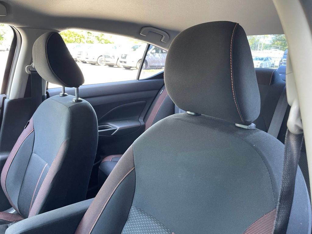 2020 Nissan Versa SR