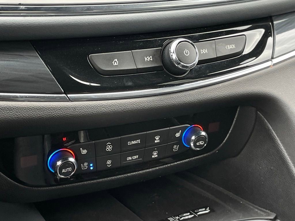 2024 Buick Enclave Premium