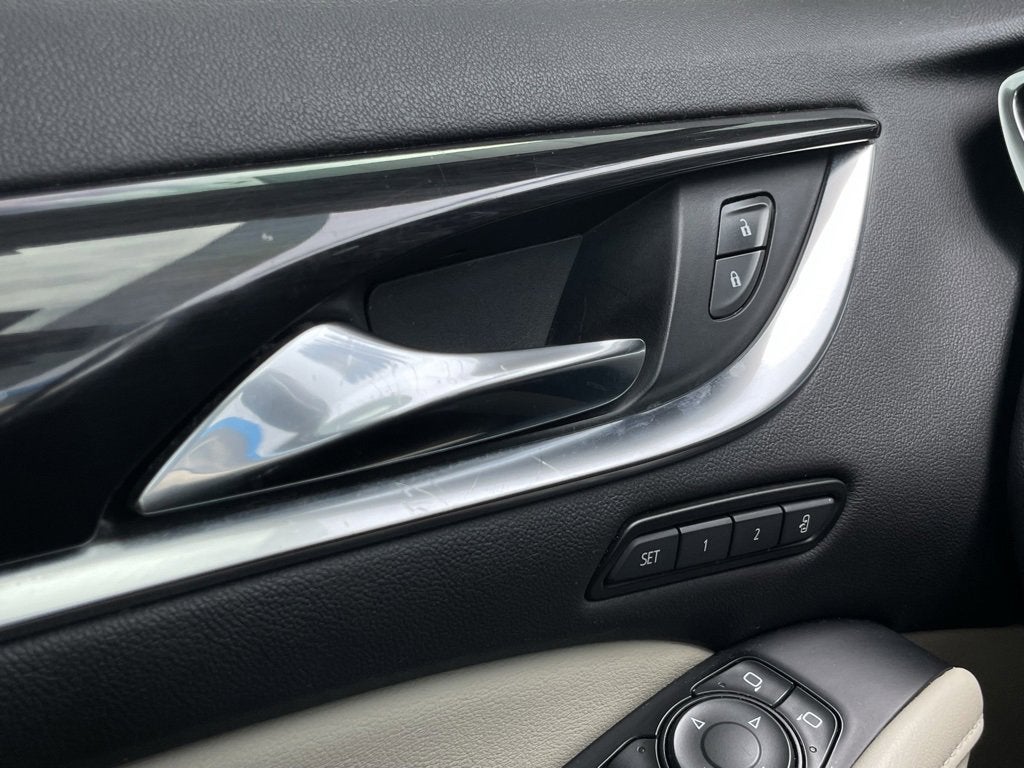 2023 Buick Enclave Premium