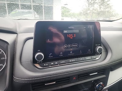 2025 Nissan Rogue SV