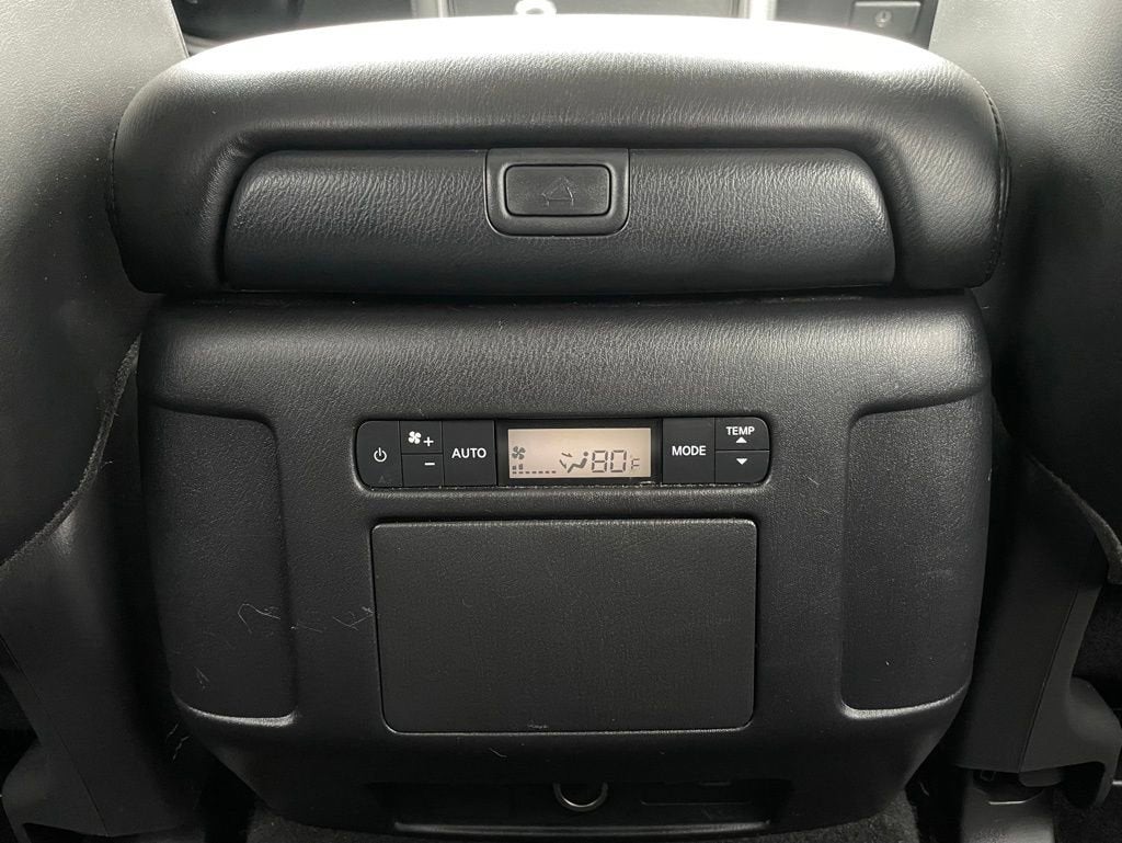 2023 Nissan Armada SV