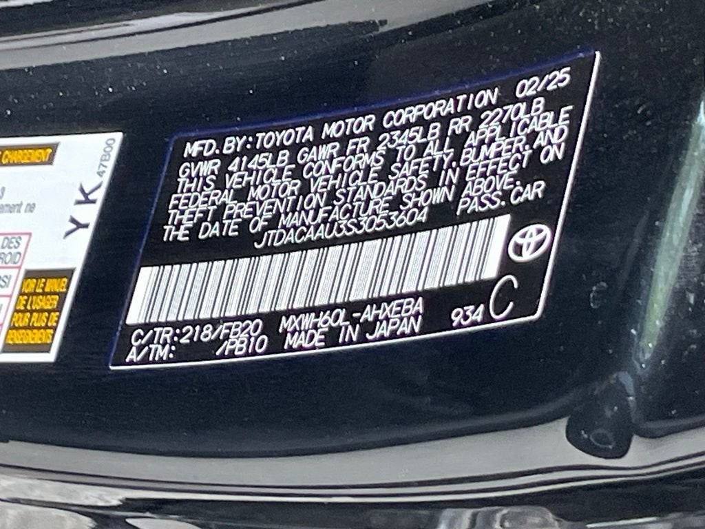 2025 Toyota Prius LE