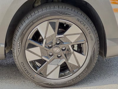 2025 Hyundai KONA SEL