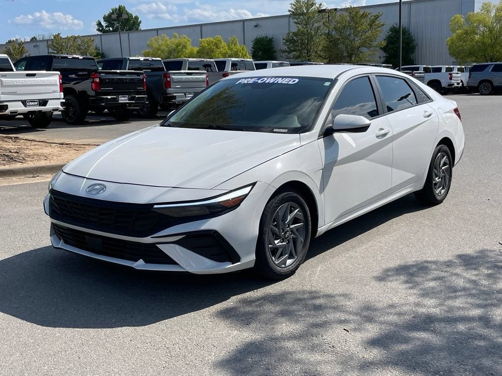 2024 Hyundai ELANTRA SEL