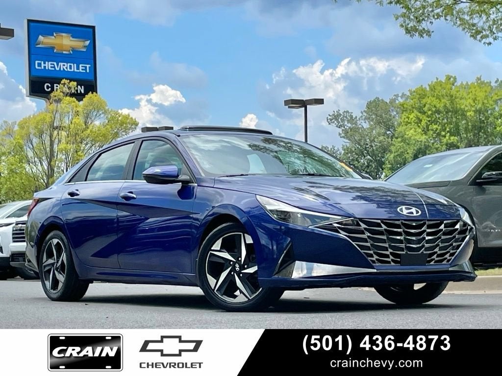 2022 Hyundai ELANTRA SEL