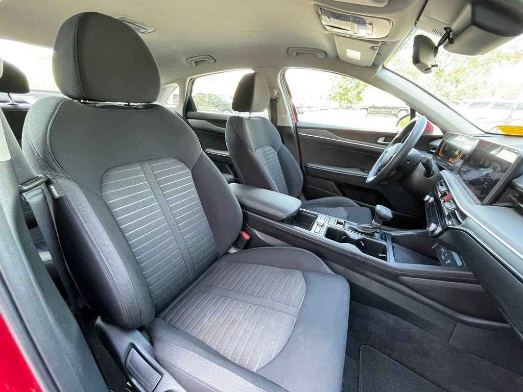 2025 Kia K5 LXS