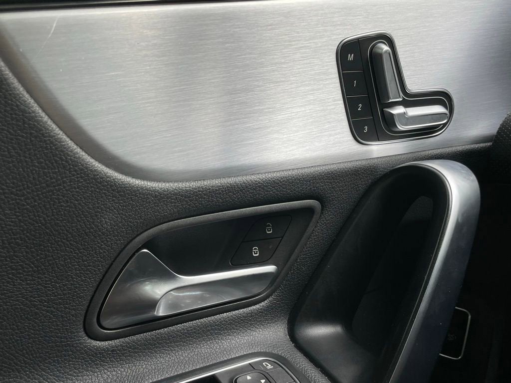 2020 Mercedes-Benz A-Class A 220