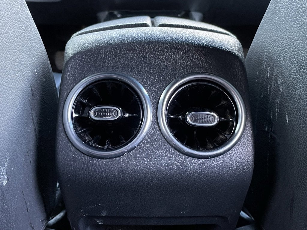 2022 Mercedes-Benz GLB GLB 250