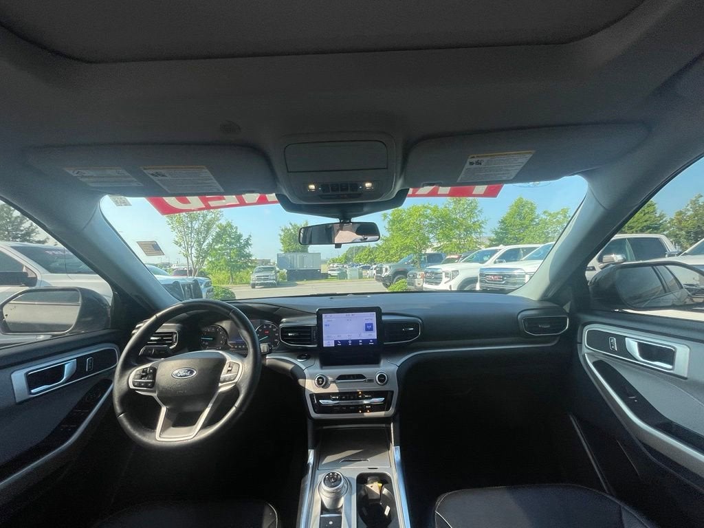 2023 Ford Explorer XLT