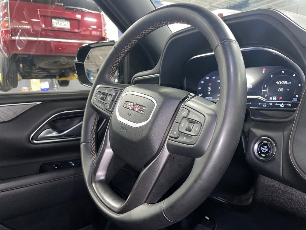 2024 GMC Yukon XL AT4