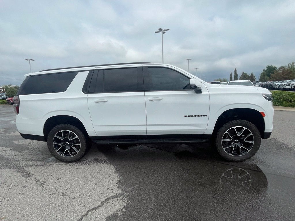 2024 Chevrolet Suburban RST