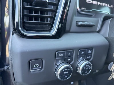 2025 GMC Sierra 2500 HD Denali