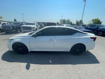 2022 Nissan Altima 2.5 SR