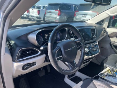 2020 Chrysler Pacifica Touring L Plus