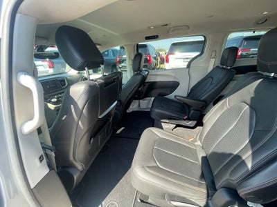 2020 Chrysler Pacifica Touring L Plus
