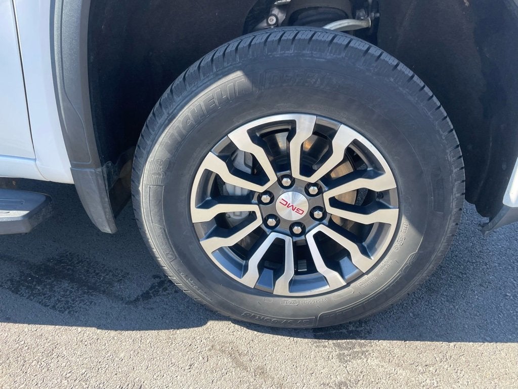 2019 GMC Sierra 1500 AT4