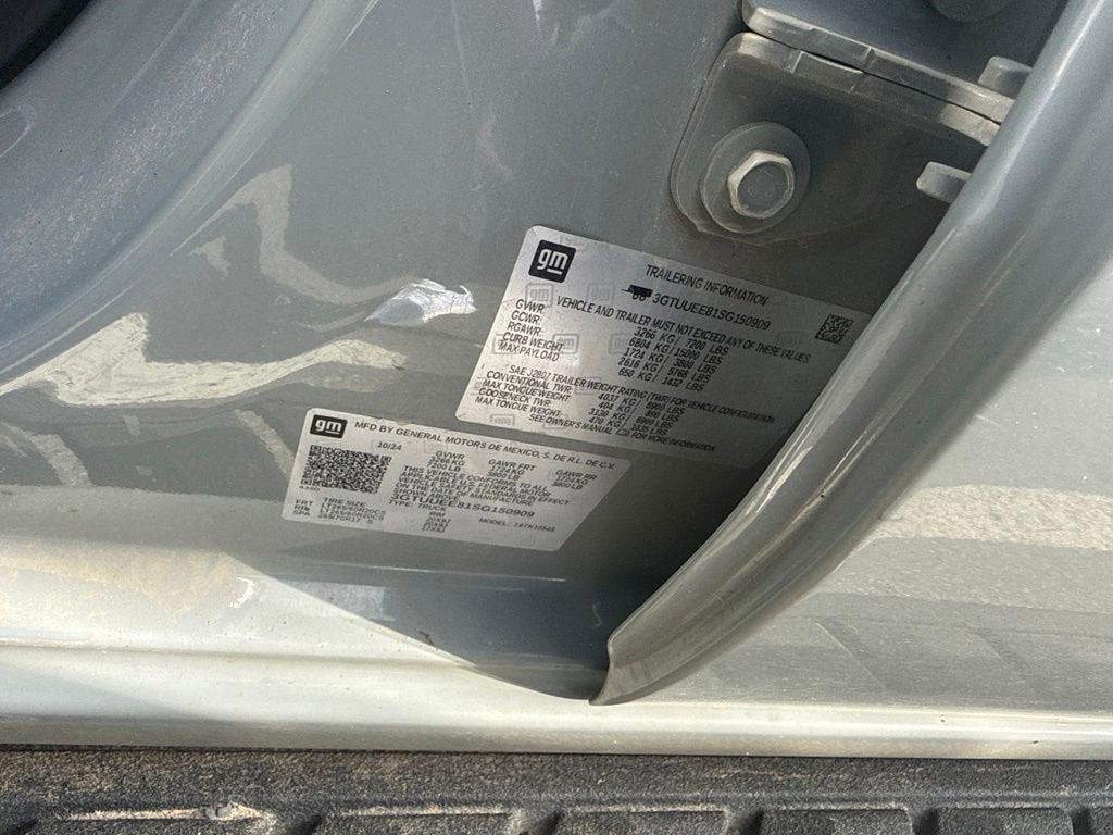 2025 GMC Sierra 1500 AT4