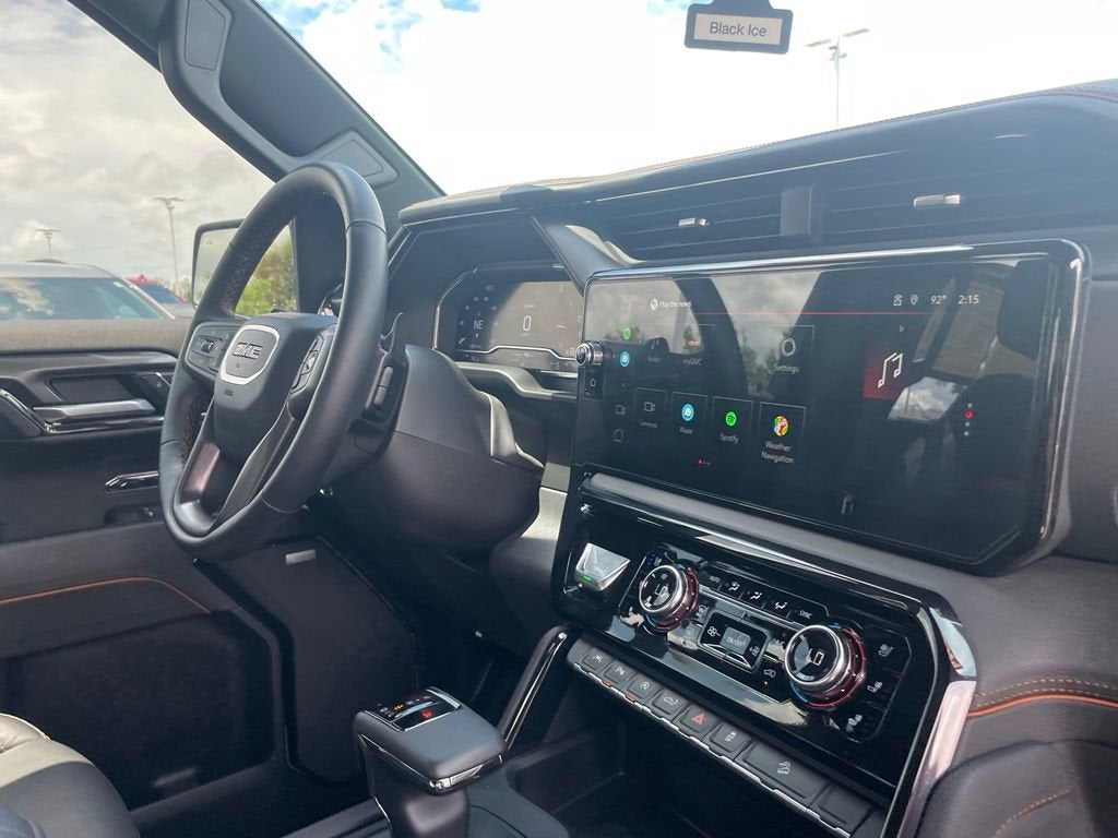 2025 GMC Sierra 1500 AT4