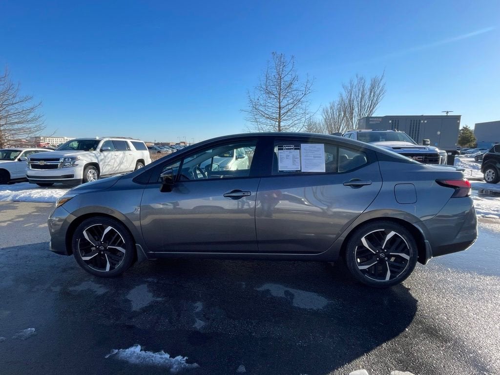 2023 Nissan Versa SR