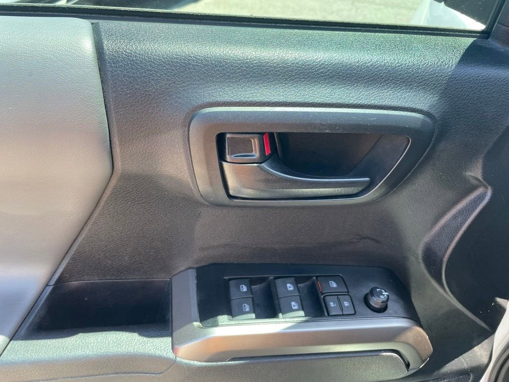 2023 Toyota Tacoma 2WD SR5