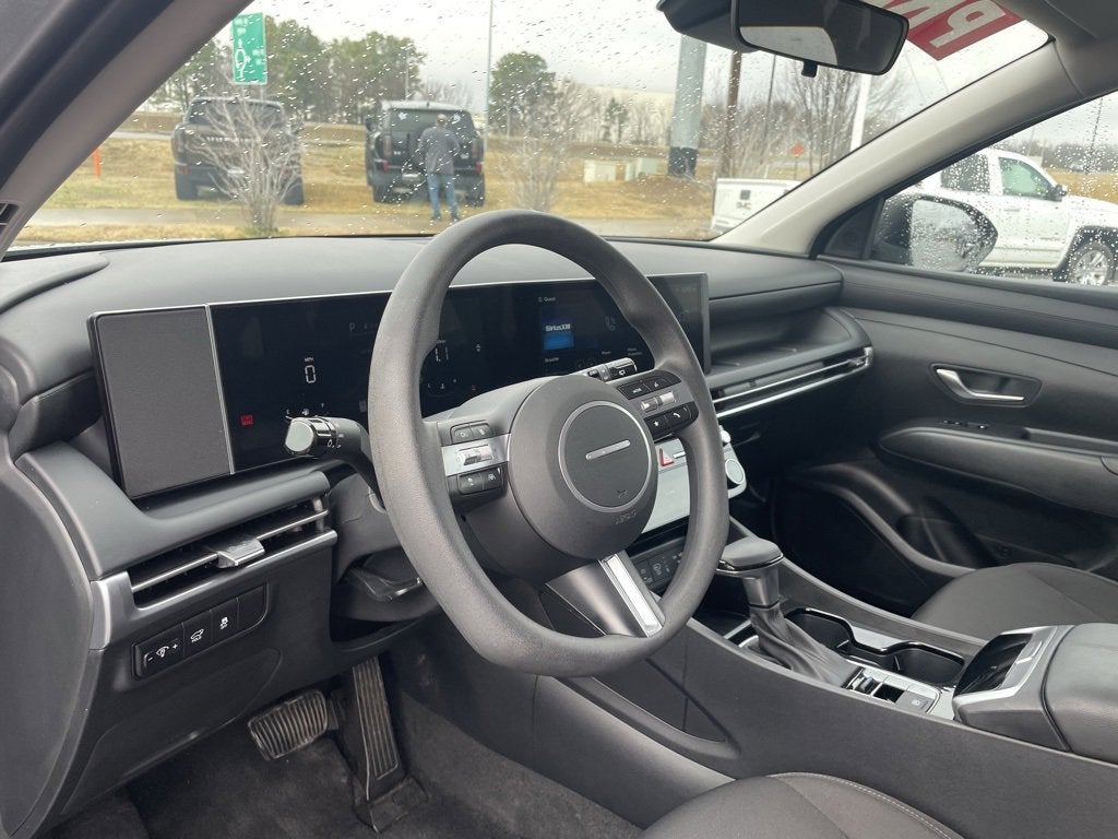 2025 Hyundai TUCSON SEL