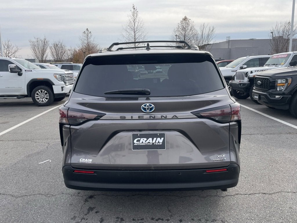 2024 Toyota Sienna XLE
