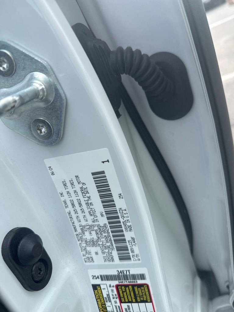 2024 Toyota Sequoia SR5