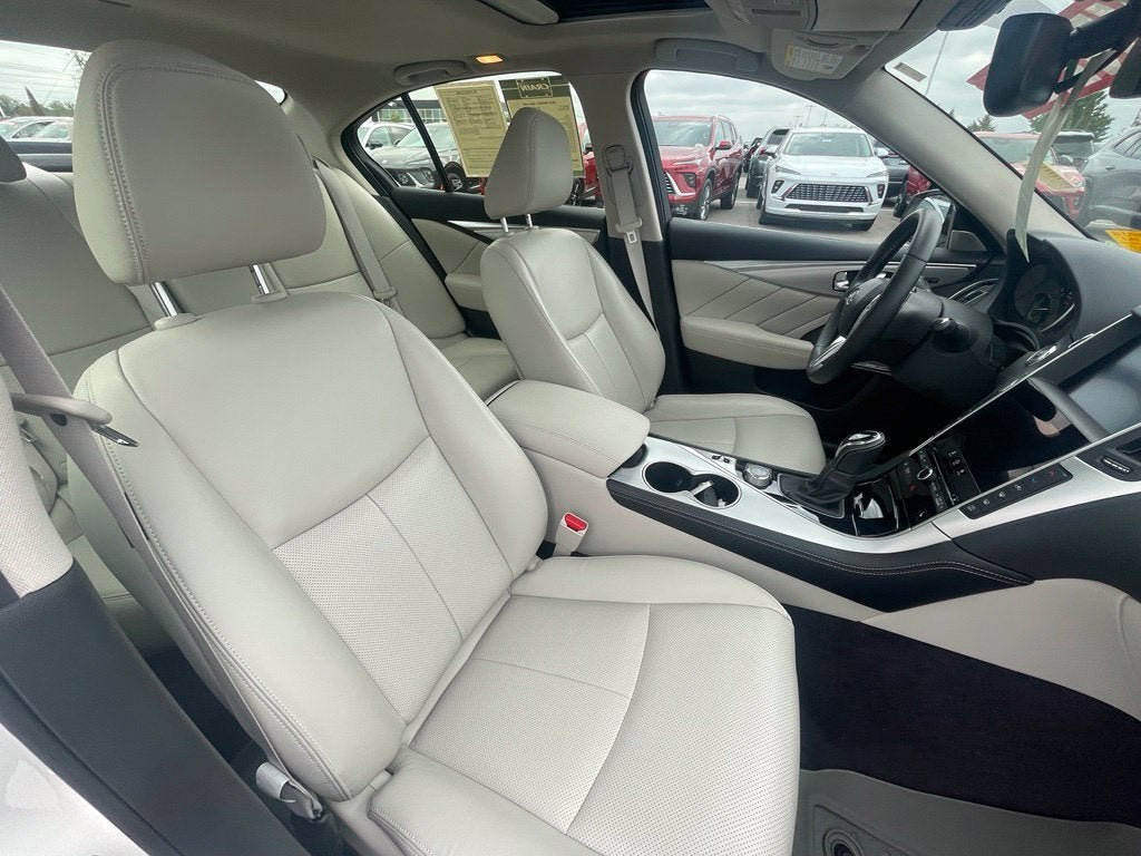 2024 INFINITI Q50 LUXE