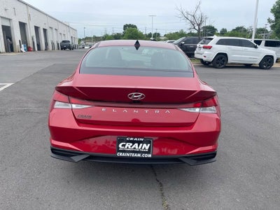2023 Hyundai ELANTRA SEL