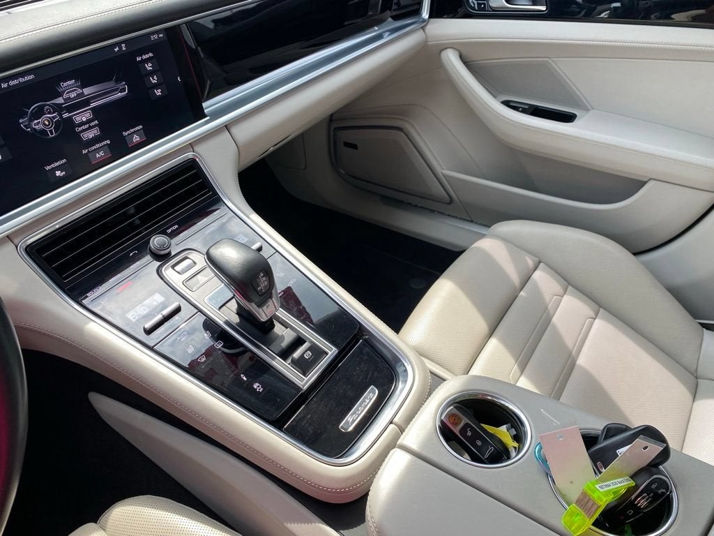 2018 Porsche Panamera Turbo